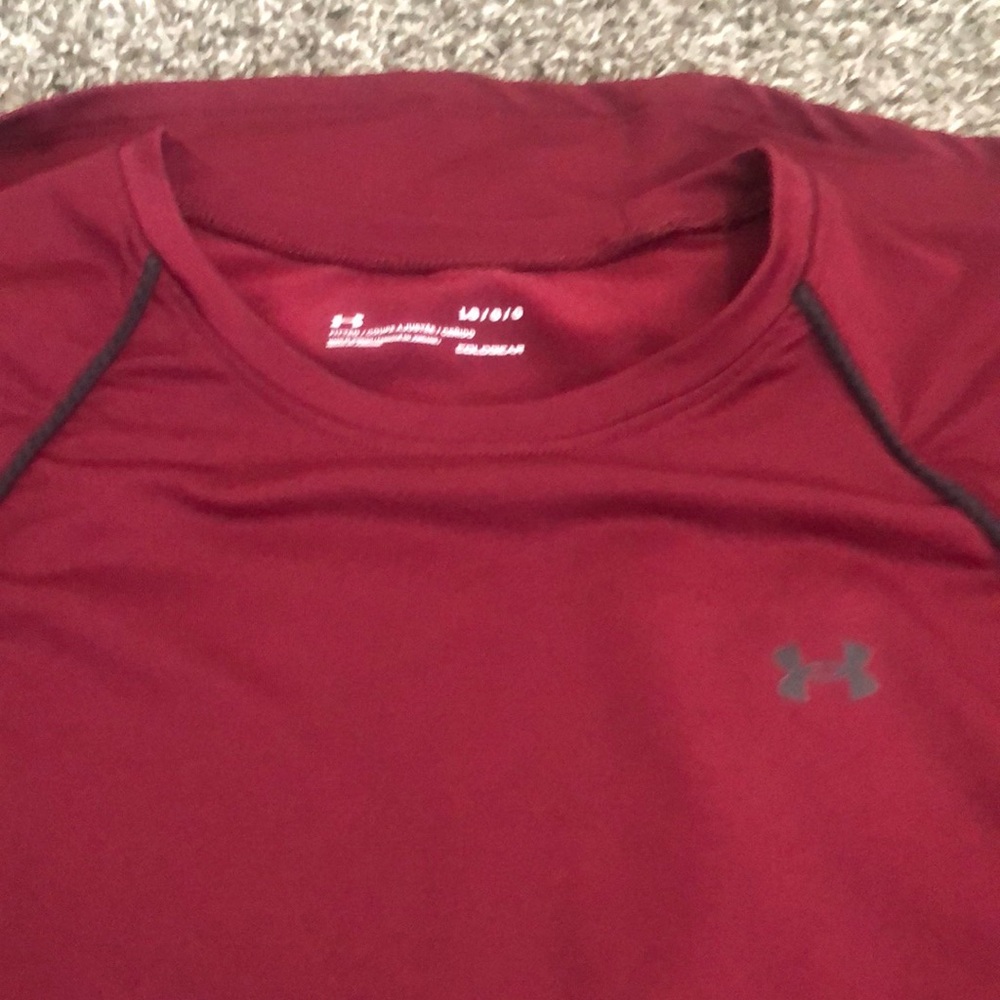 Fitted long sleeves